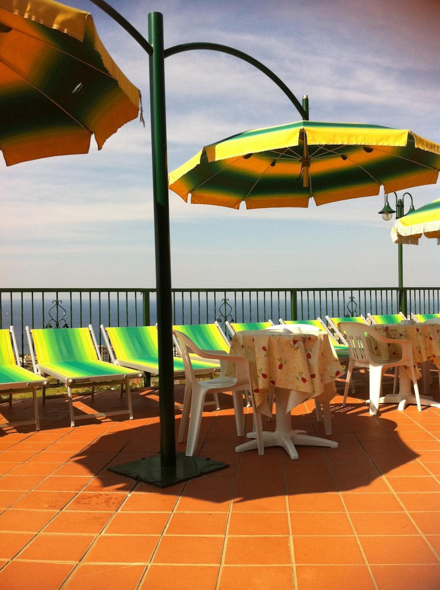 Hotel Orizzonte Blu Tropea Esterno foto