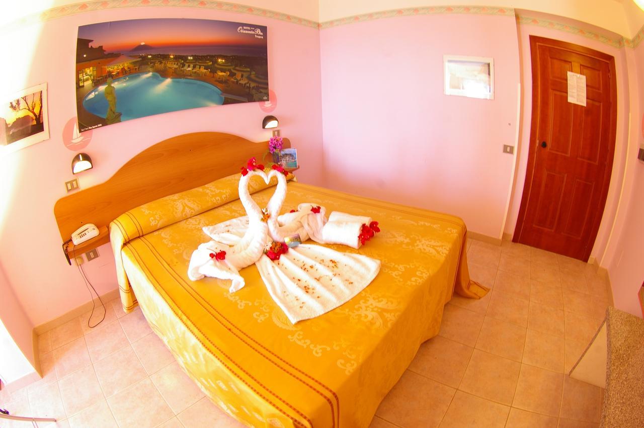 Hotel Orizzonte Blu Tropea Esterno foto