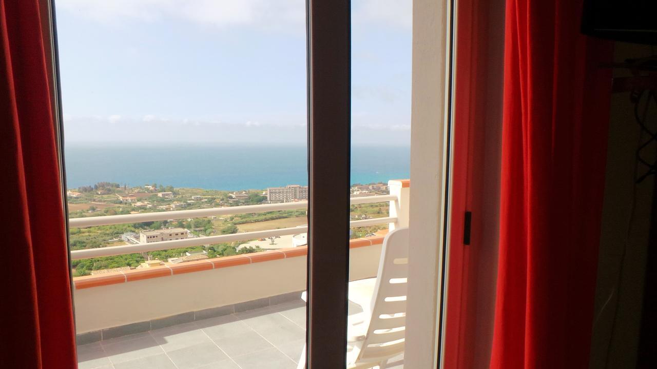 Hotel Orizzonte Blu Tropea Esterno foto