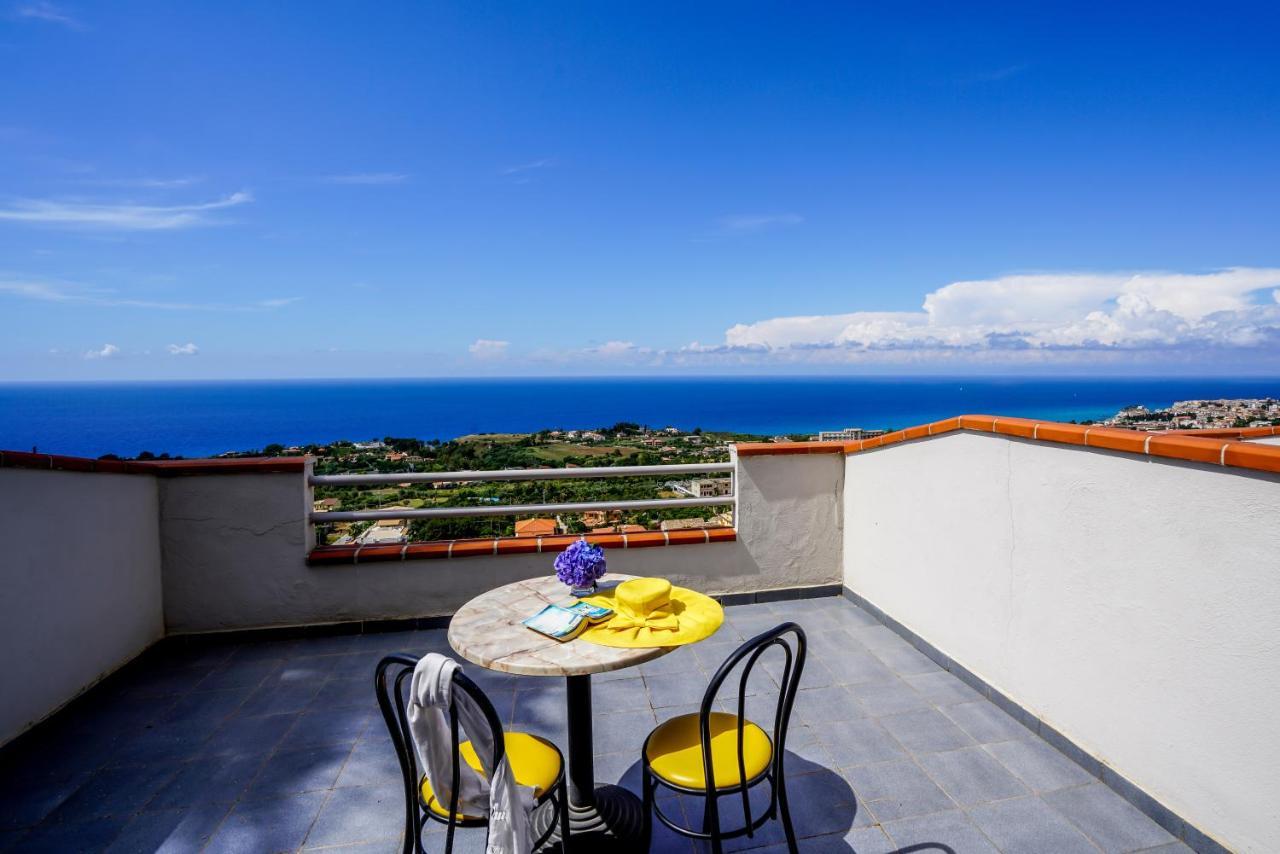 Hotel Orizzonte Blu Tropea Esterno foto